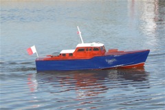 Cabin_Cruiser_3