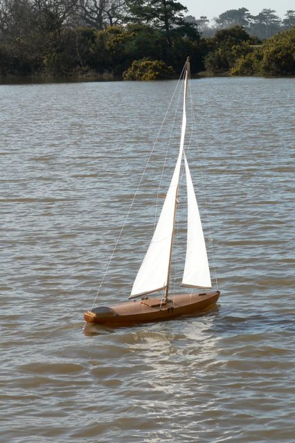Classic yacht (02)