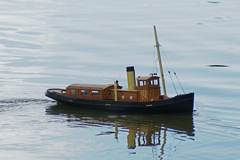 Coast_Guard_Launch_2