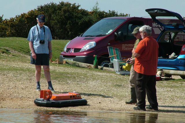  Griffin Hovercraft 20080511151734