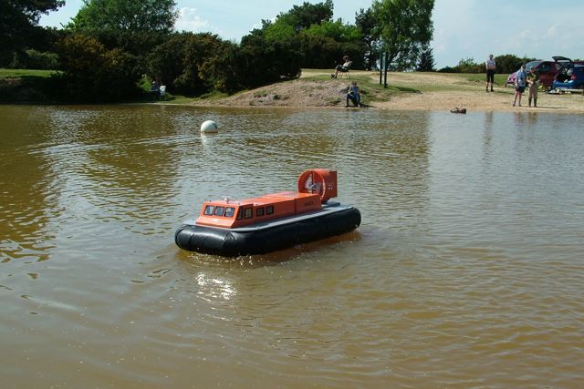  Griffin Hovercraft 20080511151348