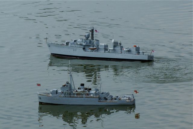 HMS Acute and HMS Cavalier DSC01666.JPG