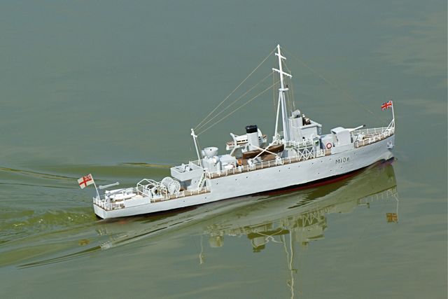 HMS Acute DSC01686.JPG