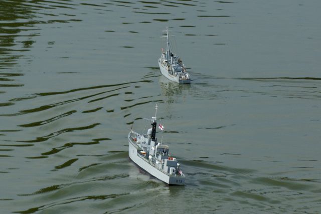 HMS Acute and HMS Cavalier DSC01687.JPG
