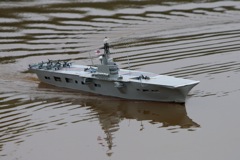 DSC05927 © Peter Taylor 2011