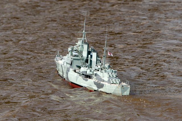 DSC06808 © Peter Taylor 2011