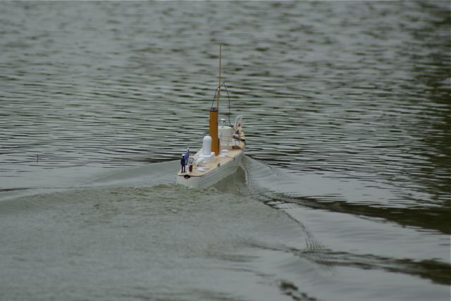HMS Indescribable DSC06866.JPG