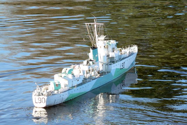 HMS Ledbury (04)