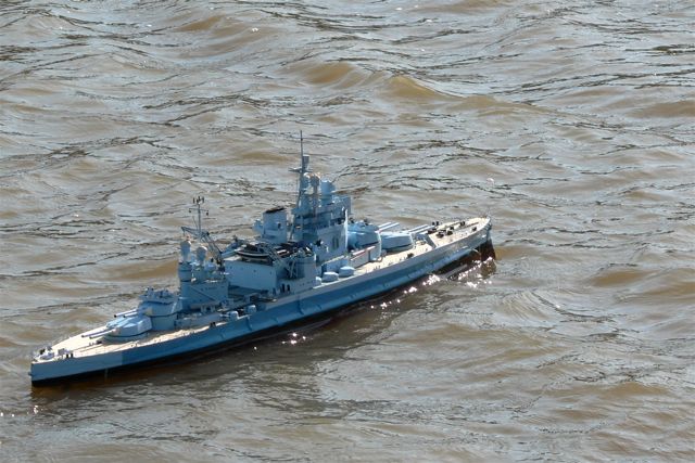 HMS Valiant (04)