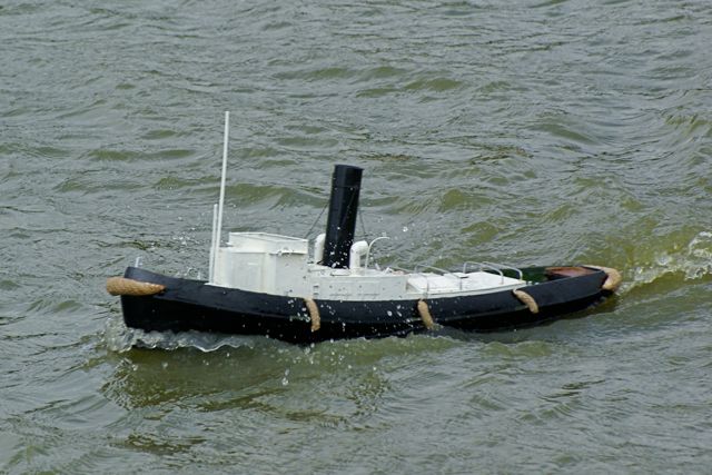 Harbour Tug DSC01144.JPG