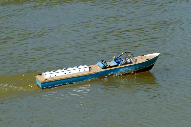 Inboard Speedboat 1 DSC01489