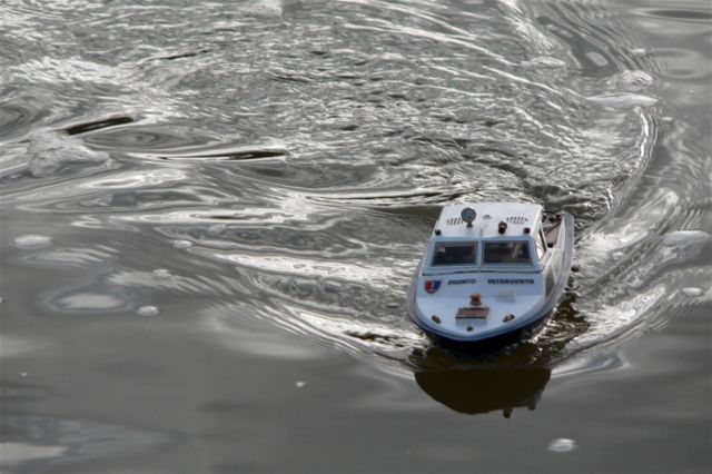 Italian Police launch (02)