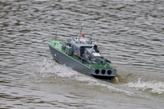 DSC09245 © Peter Taylor 2012