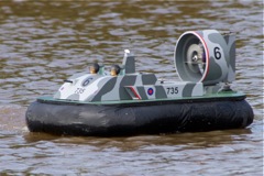 Military_Hovercraft_2