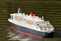 Queen_Mary_2