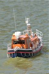 DSC00649 © Peter Taylor 2012