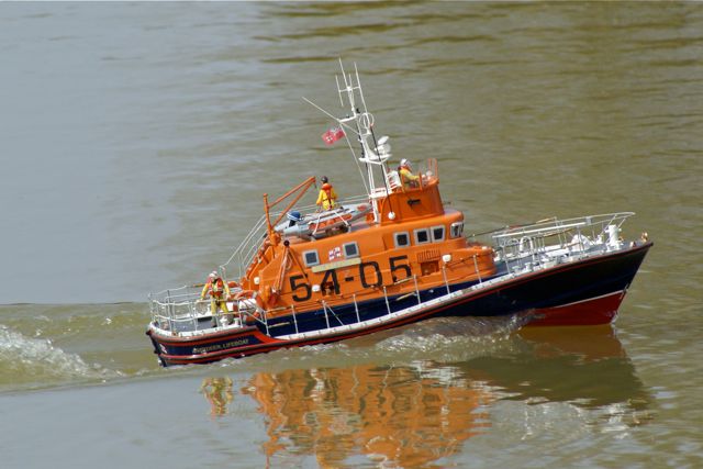 DSC03428 © Peter Taylor 2010
