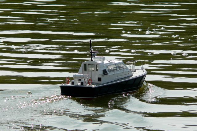 RN Harbour Launch (03)