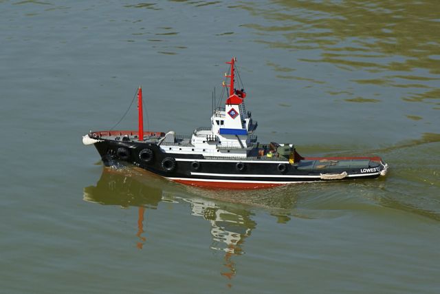 Salvage Tug DSC09224.JPG