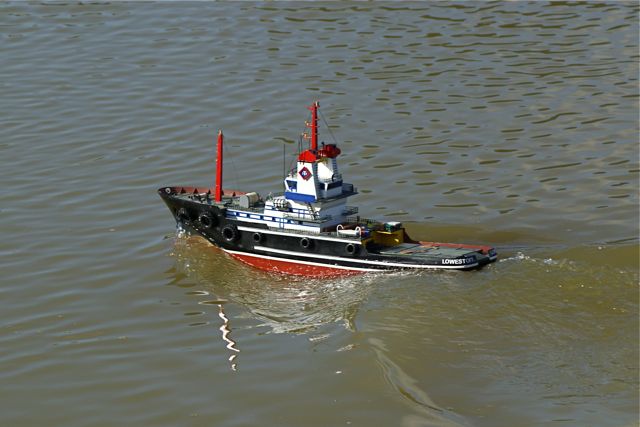 Salvage Tug DSC07081.JPG