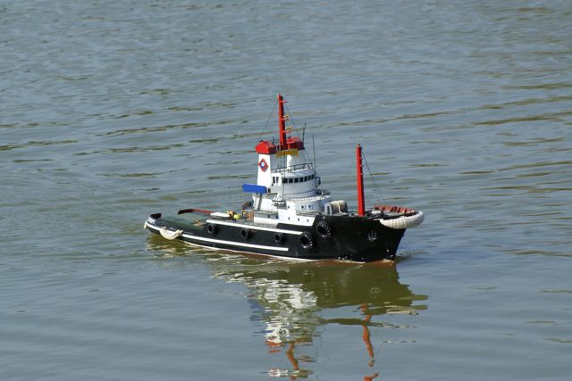 Salvage Tug DSC09214.JPG