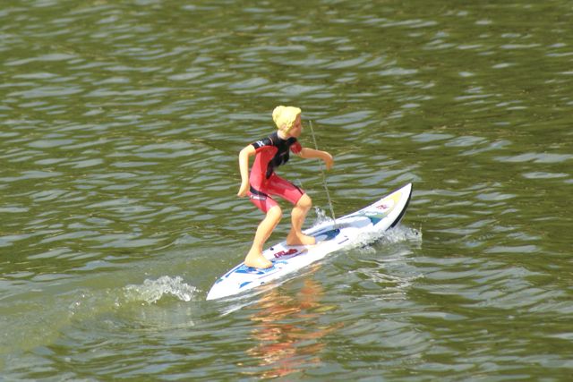 Surfer Girl DSC01635.JPG