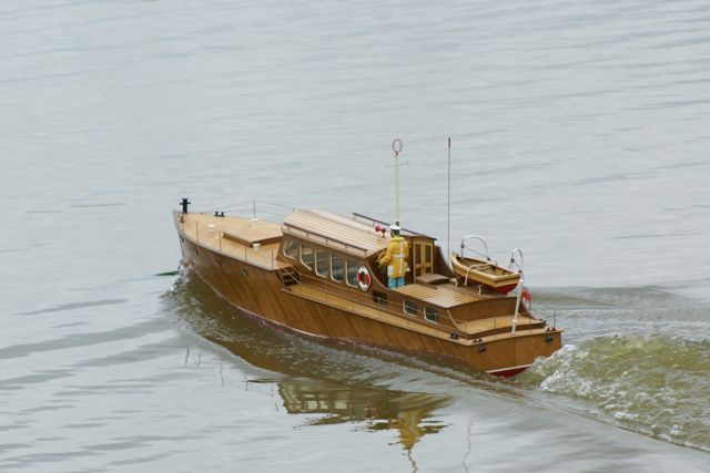 Motor Launch DSC00076.JPG