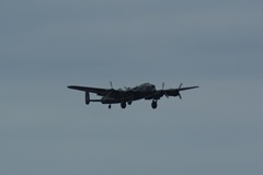 Lancaster (undercarriage down) DSC06196.JPG