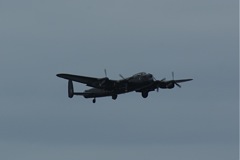 Lancaster (undercarriage down) DSC06198.JPG