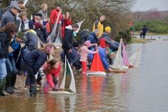 DSC02489 © Peter Taylor 2012