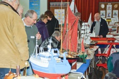 DSC02929 © Peter Taylor 2013