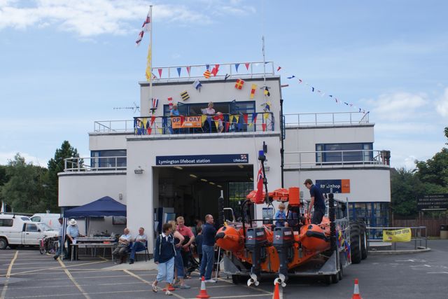 Lymington 2009 DSC00739.JPG