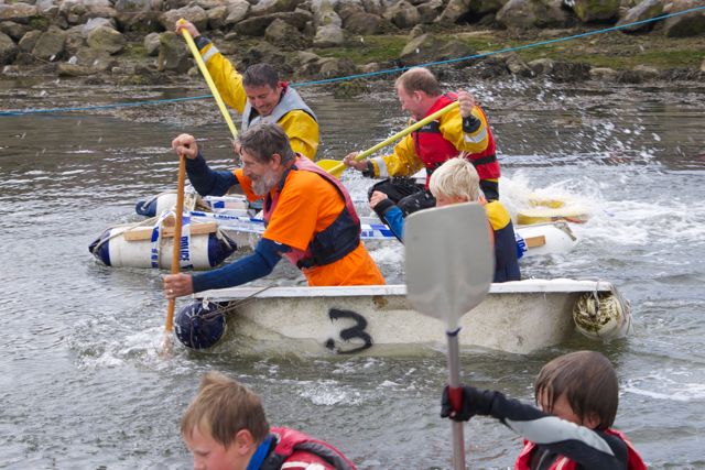 DSC03031 © Peter Taylor 2011
