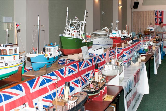 25 DSC07445 © Peter Taylor 2011