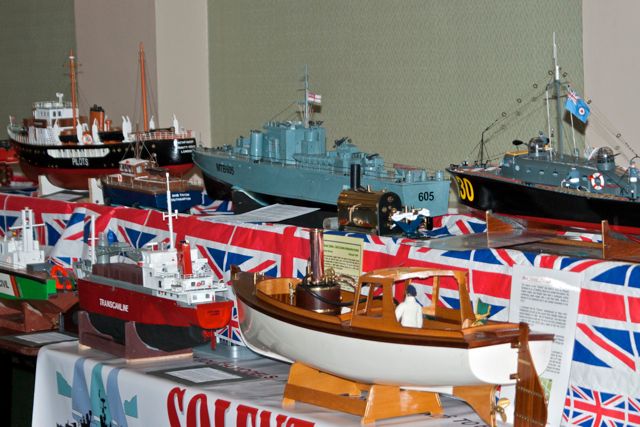 26 DSC07432 © Peter Taylor 2011