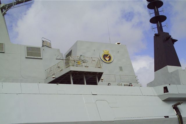 HMS Daring PICT0098