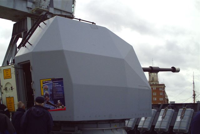 HMS Daring PICT0092