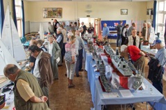 DSC04044 © Peter Taylor 2013