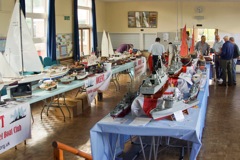 DSC04026 © Peter Taylor 2013
