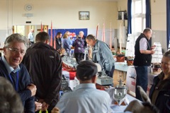 DSC04040 © Peter Taylor 2013